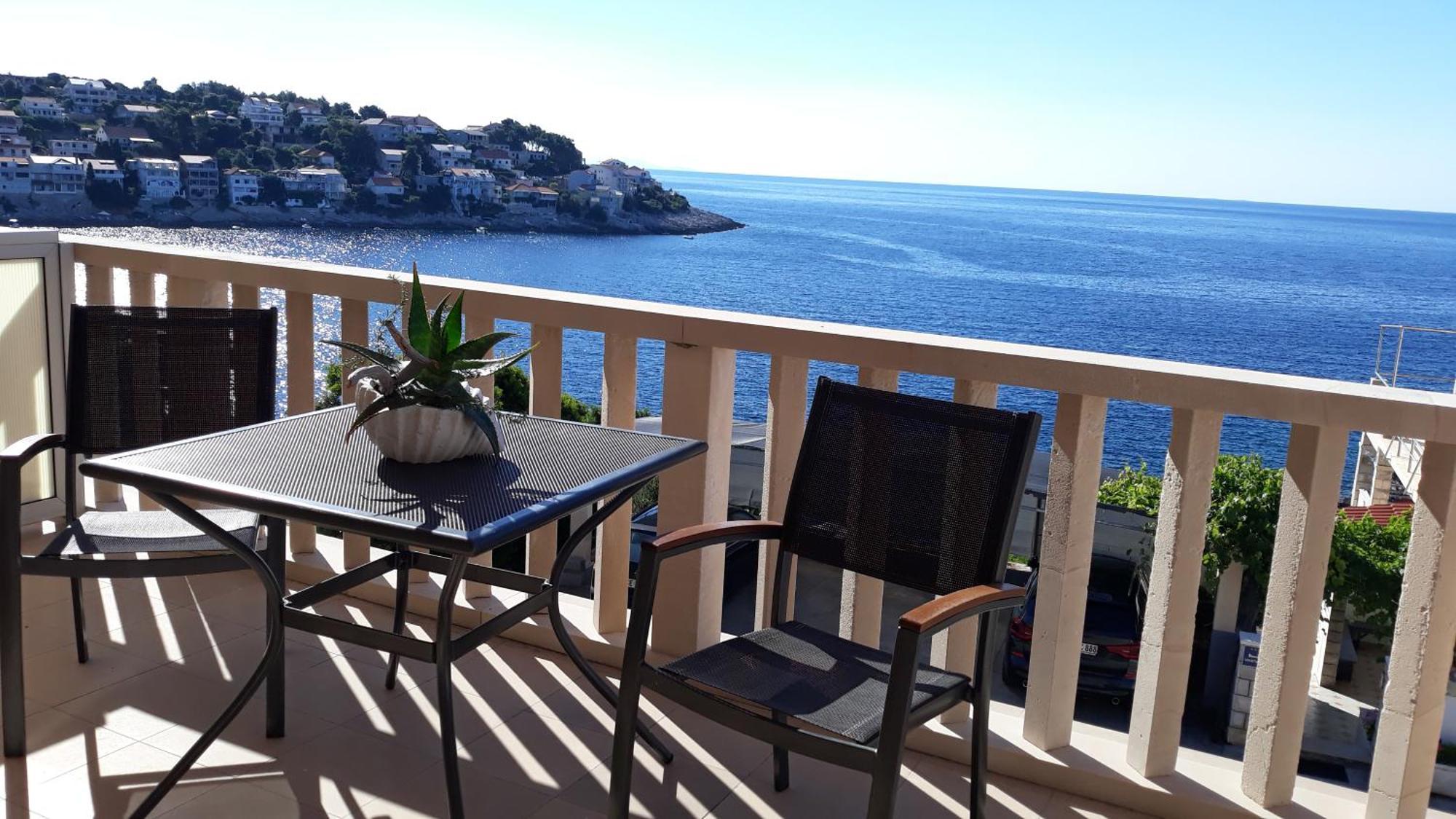 Apartmani Marelic - Sun Beach Zavalatica Quarto foto