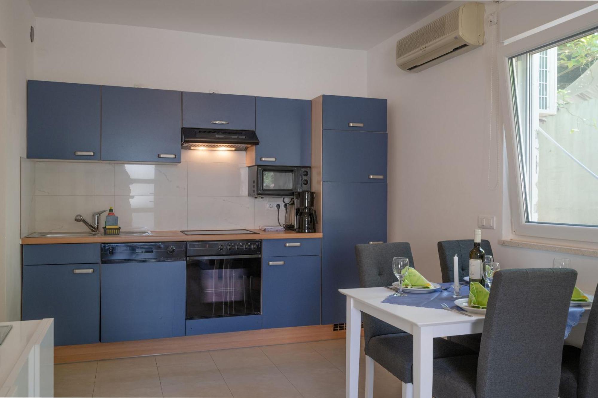 Apartmani Marelic - Sun Beach Zavalatica Exterior foto