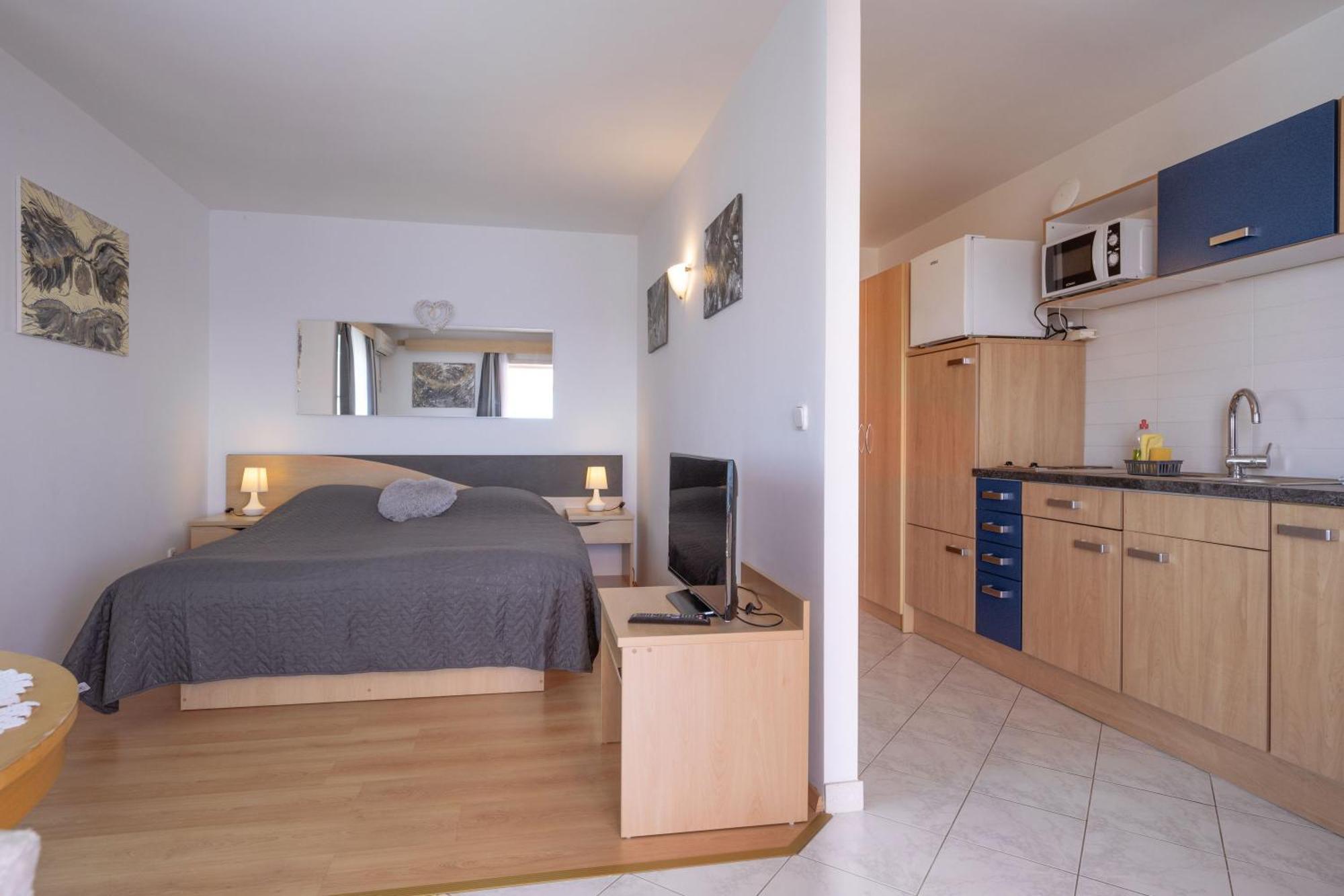 Apartmani Marelic - Sun Beach Zavalatica Exterior foto